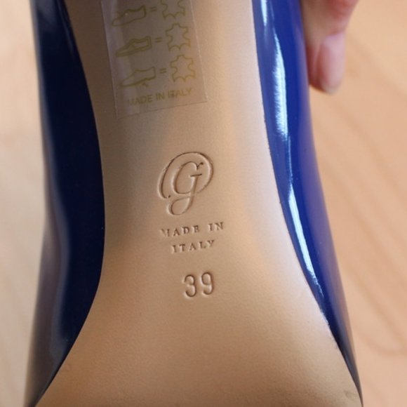 M. Gemi The Lustro 90mm Black & Blue Ombre Heels - Picture 8 of 9